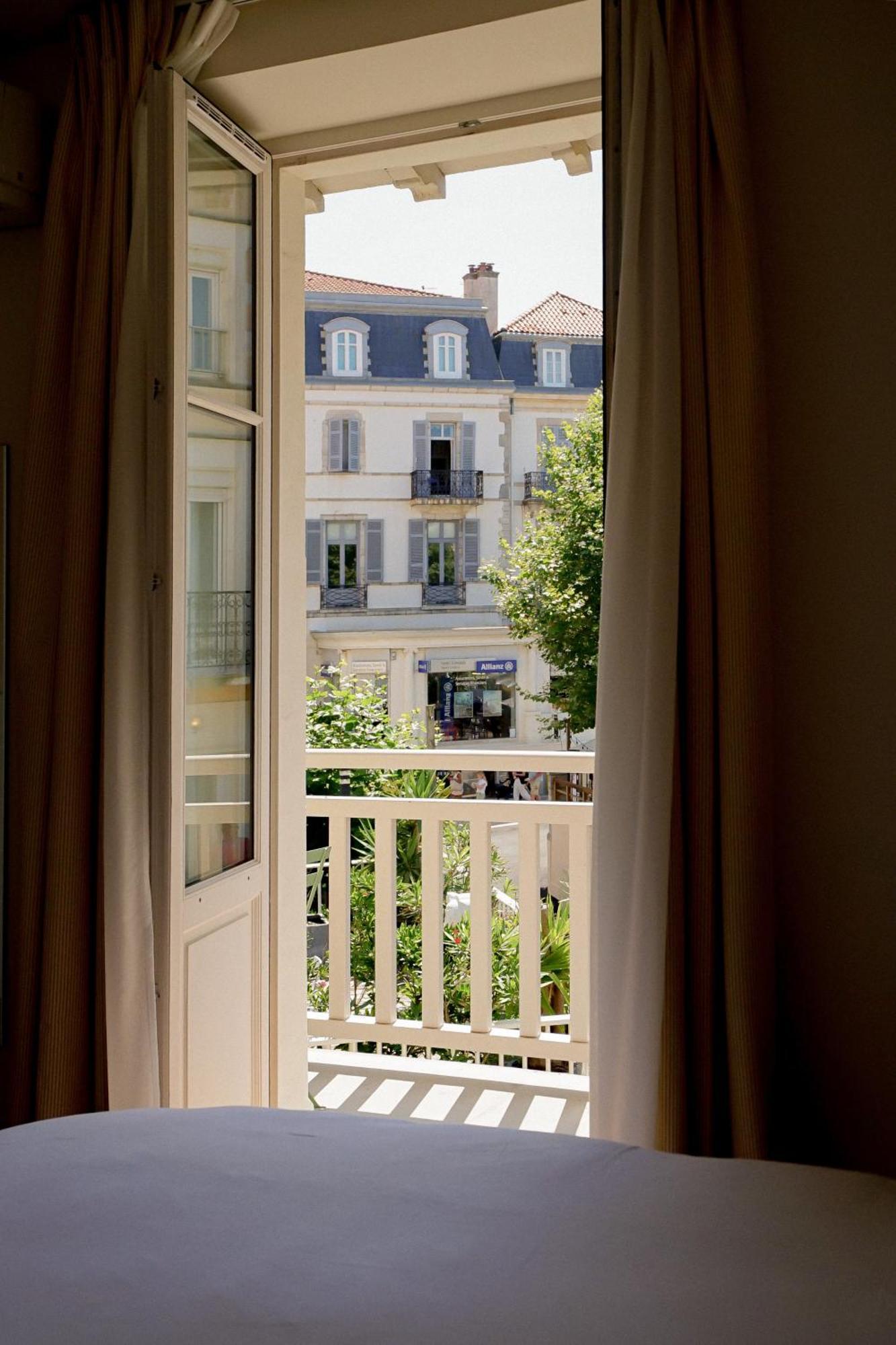 Alfred Hotels Les Halles เบียริตซ์ ภายนอก รูปภาพ