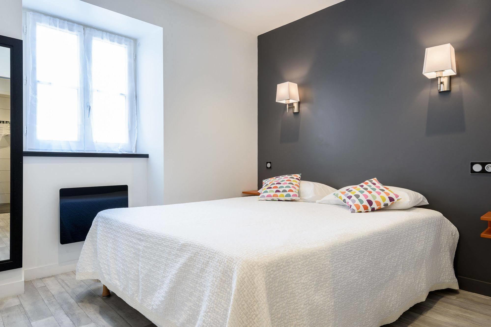 Alfred Hotels Les Halles เบียริตซ์ ภายนอก รูปภาพ