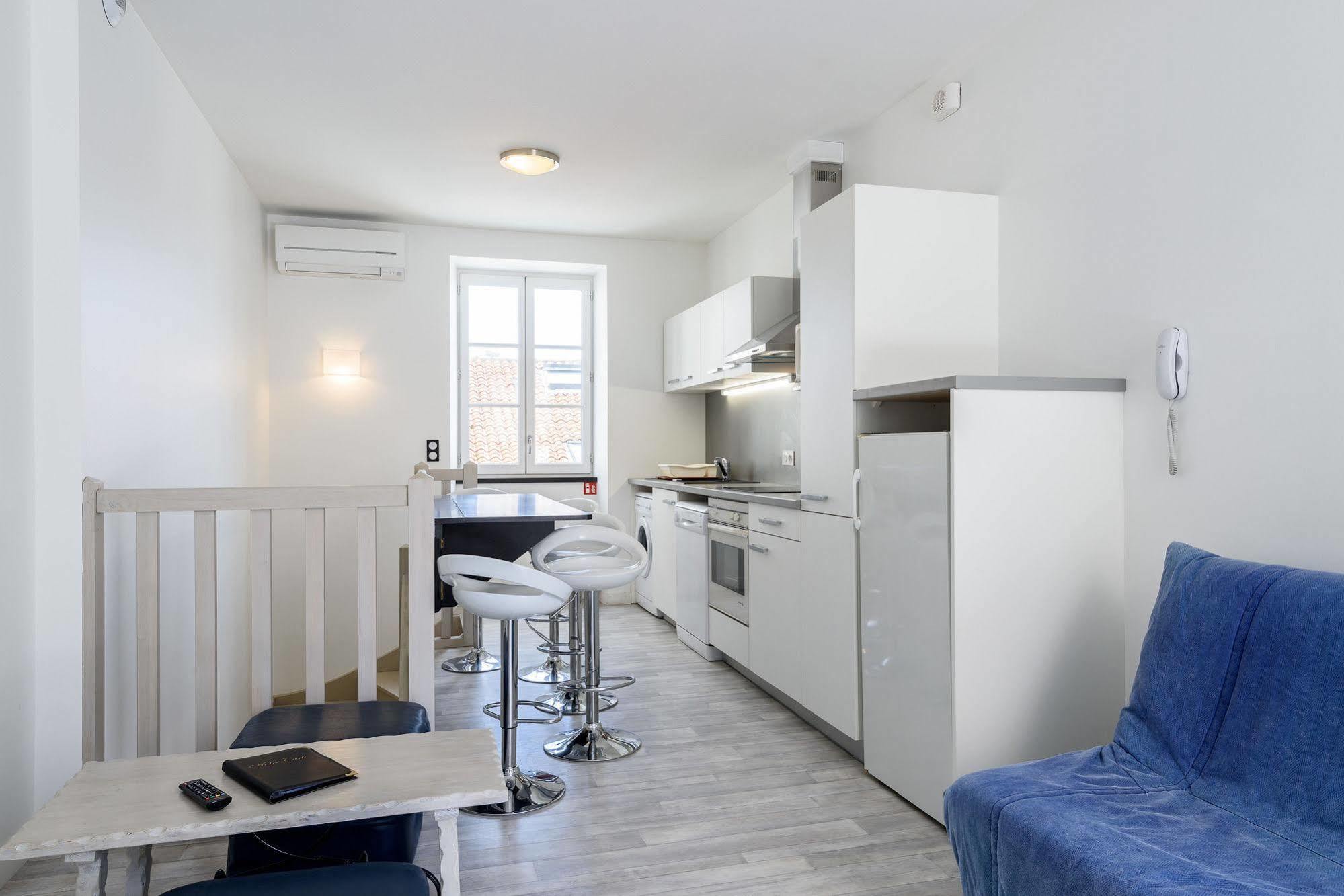 Alfred Hotels Les Halles เบียริตซ์ ภายนอก รูปภาพ